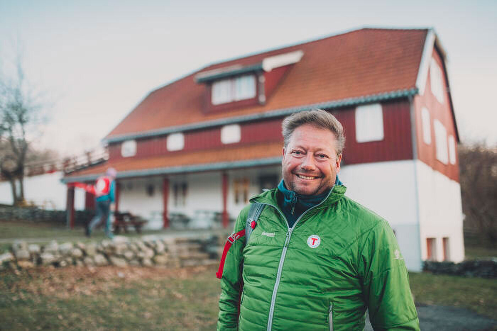 Med nye og oppgraderte hytter langs kyststien i Larvik og Horten, blir det nå enda enklere å oppleve den unike kombinasjonen av natur, kultur og fellesskap. 